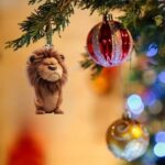 2D Cute Lion Hanging Ornament – Acrylic Car Mirror & Home Décor Pendant - Image 4
