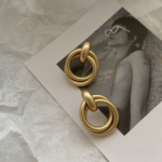 Baroque Metal No-Hole Ear Clips for Women | Exaggerated INS Style Round Hoop Earrings - Image 3
