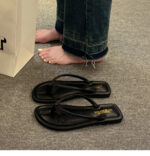 Flat Toe Post Sandals for Beach & Casual Wear - Image 6