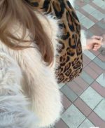 Vintage Leopard Print Scarf – Elegant & Versatile Neck Wrap - Image 4