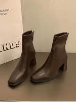 Women's Soft Leather Chunky Heel Slim-Fit Chelsea Ankle Boots - Image 16