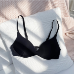 Japanese Seamless Wireless Bra – Lightweight One-Piece Commuter Bra for Small Chest, All-Season Comfort - Image 5