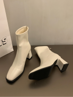 Women's Soft Leather Chunky Heel Slim-Fit Chelsea Ankle Boots - Image 9