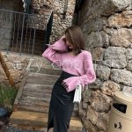 High-Waist Classic Leather Skirt for Women: Winter Mid-Length, Slimming Design with Hip-Covering Slit - Image 3