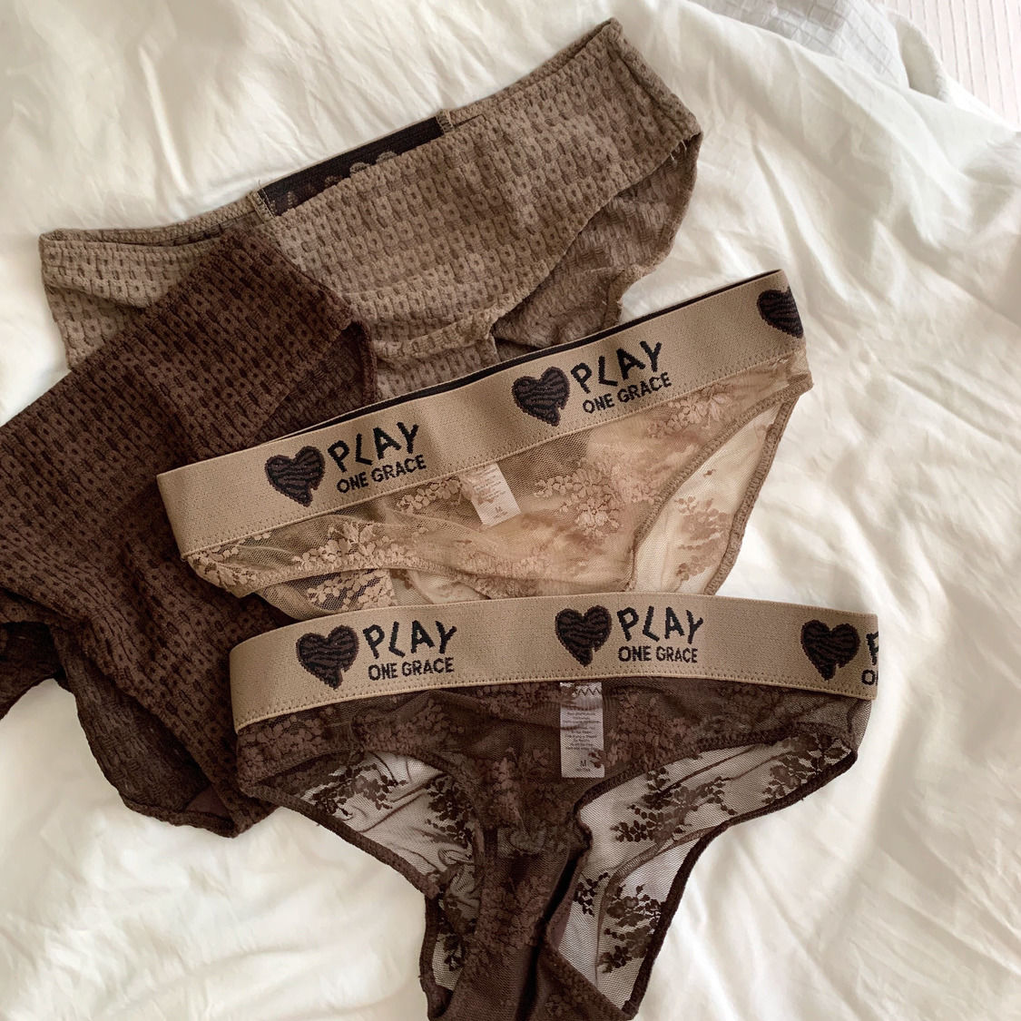 13353182776393915 Pink sweet Maillards style letter lace knitted women's mid-waist underwear pure cotton breathable panty - Image 1