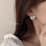 Korean internet celebrity light luxury retro small fragrance high-end pearl earrings - Image 4