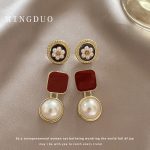 Retro Red Baroque Pearl Simple and High-end  Earrings for Women - Image 7