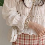 Korean long-sleeved V-neck lace three-dimensional daisy design top - Image 5