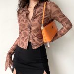 Retro Design Printed Lapel Extra Long Sleeve Women's Slim Shirt - Image 3