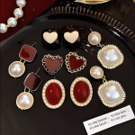 Pearl Stud Earrings Set - Unique Lightweight Luxury Design - Image 3