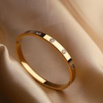 Titanium Steel Non-Fading Rhinestone Bracelet for Women – Rose Gold Oval Design, Trendy Ins Accessory - Image 5