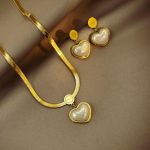 Vintage Pearl Necklace - Tarnish-Free Titanium Steel Light Luxury Jewelry