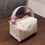 Hello KittyTravel  Bag – Large-Capacity Makeup Organizer with Handle - Image 4