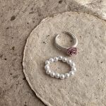 French Vintage Pearl Ring Set – Baroque Elastic Band, Adjustable Open Ring, Elegant Minimalist Design - Image 2