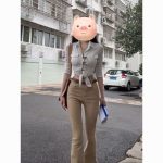 American Vintage High Waist Flared Jeans – Slim Fit Wide Leg Pants for Women - Image 3