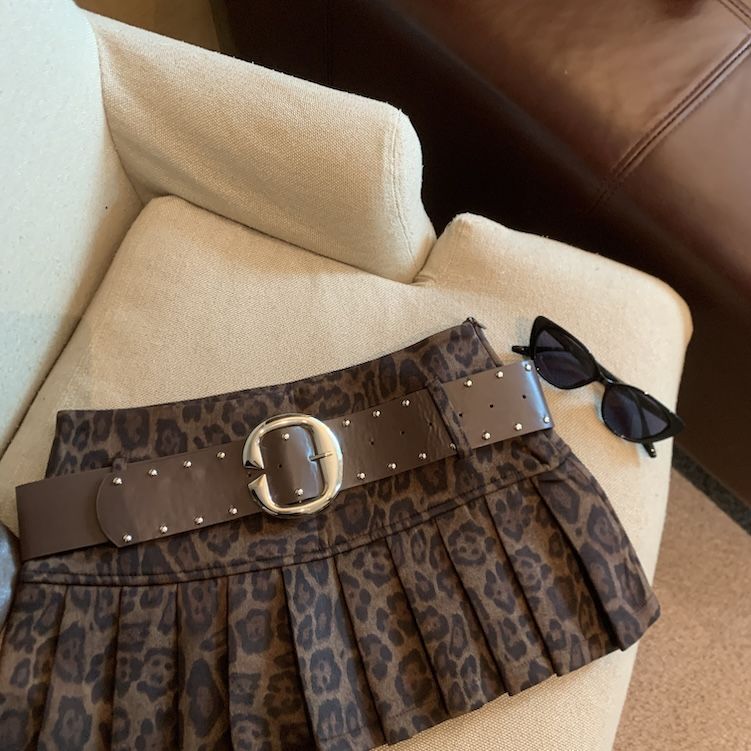 13409226588884115 Leopard Print High-Waist Pleated Mini Skirt - Image 1