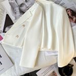 White Double-Breasted Fitted Short Blazer - Image 5