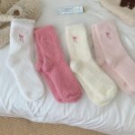 Women’s Plush Bow Mid-Calf Warm Fleece Socks