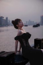 V-Neck Off-Shoulder Bodycon Ruffle Evening Gown – Slimming High-End Party Dress - Image 10