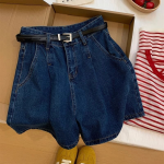 Women’s Relaxed Wide-Leg Denim Shorts – Pleated A-Line Loose Fit