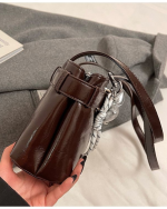 Vintage Luxury Large Capacity Underarm Bag - Image 8