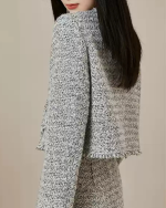 Vintage Tweed Cropped Jacket – Elegant Slim-Fit Petite-Friendly Woven Outerwear - Image 3
