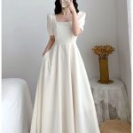 White Hepburn light mature style dress with puff sleeves square neck, waist, slimming temperament, over-the-knee long dress