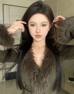 V-Neck Tie-Front Cropped Knit Cardigan - Image 4