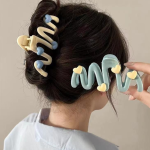 Heart-Shaped Hair Claw Clip - Elegant Large Shark Clip for Updos - Image 5