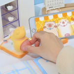 Cute Siamese Cat Phone Stand – Desktop & Bedside Decorative Holder - Image 4