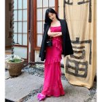 Rose red summer spaghetti strap high-end seaside vacation ruffled long dress - Image 3