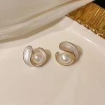 French retro pearl earrings new high-end earrings - Image 21