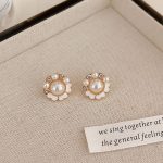 Simple and versatile pearl earrings new trendy Internet celebrity temperament earrings - Image 5
