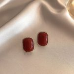 Retro Red Baroque Pearl Simple and High-end  Earrings for Women - Image 11