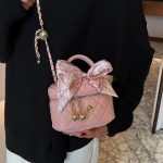 Rhombus chain shoulder crossbody mini square bucket bag - Image 4