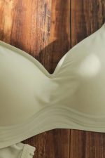 Seamless Wireless Back-Support Bra – 3D Soft Support Sleep Bra for Women - Image 10