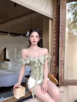 Green Lace Off-Shoulder Crop Cami Top - Image 6