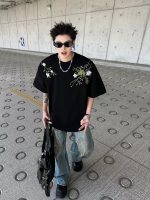 Men’s Street Retro Floral Embroidery Loose Tee - Image 5