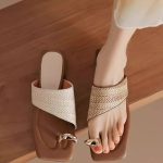 Vintage Woven Toe Ring Chunky Heel Sandals