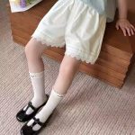 White Lace Trim Patchwork Casual Shorts for Women - Image 3