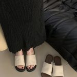French Casual Open Toe Flat Non-Slip Beach Sandals - Flip-Flops for Women - Image 2