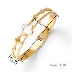 Cross-border wholesale electroplated gold female models female high-grade female non-fading jewelry ins four-leaf clover titanium steel bracelet - Image 3