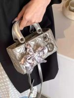 Luxury Quilted Women’s Crossbody Handbag - Image 5