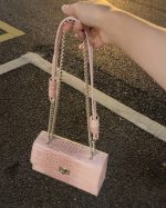 High-End Pink Crocodile Pattern Small Square Chain Shoulder Bag – Niche Design Versatile Crossbody Bag for Women - Image 3