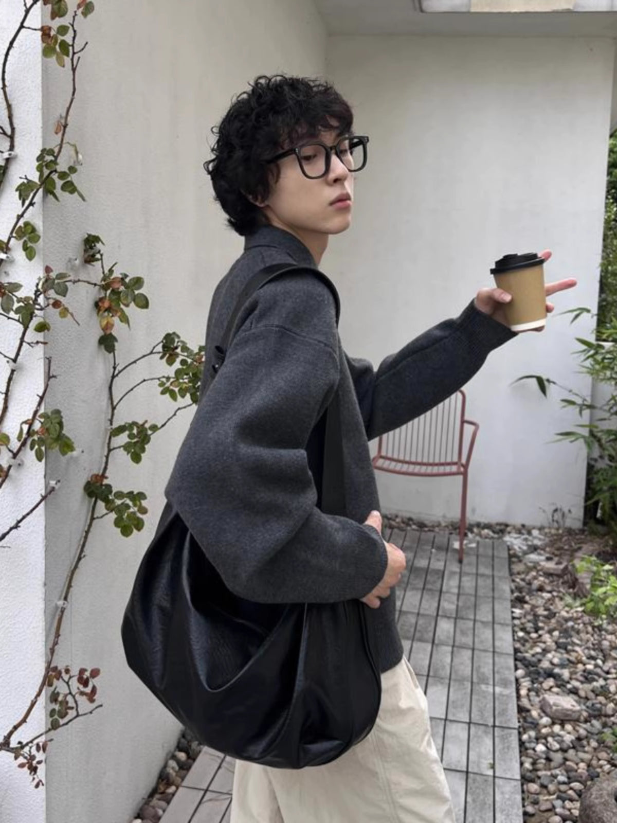 O1CN01hV5KR41Hq713s5uMS__4049540808_jpg Unisex Vintage Wide-Strap Leather Crossbody Tote Bag - Image 1