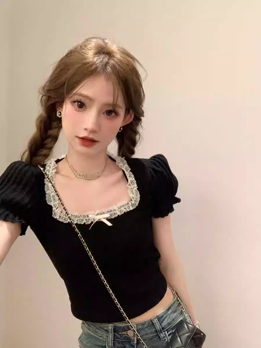 O1CN01jVNRoG2GmA68QeXgY__0-item_pic_jpg_q50_jpg Bow Square Neck Lace Crop Top - Image 1