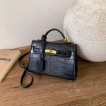 Retro Crocodile-Pattern Small Square Crossbody Bag – Women's Elegant Autumn/Winter Kelly-Style Handbag - Image 16