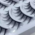Manga Wet Look False Eyelashes – Airy One-Piece Strip Lashes, Dense & Curly