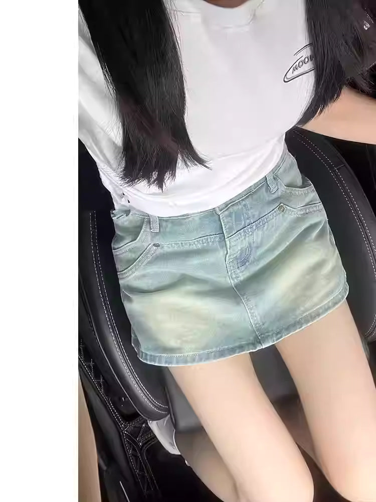 O1CN01qhsnt11JA5u0EcuvN__2623860987_jpg_q50_jpg Slimming Hot Girl Mini Skirt (Plus Size) - Image 1