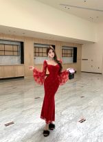 Women's Lace Hollow Square Neck Flared Sleeve Slim Bodycon Dress - Image 5